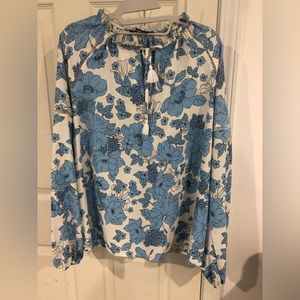 Sanctuary women’s size large top. Light blue and white. NWOT. Never worn.